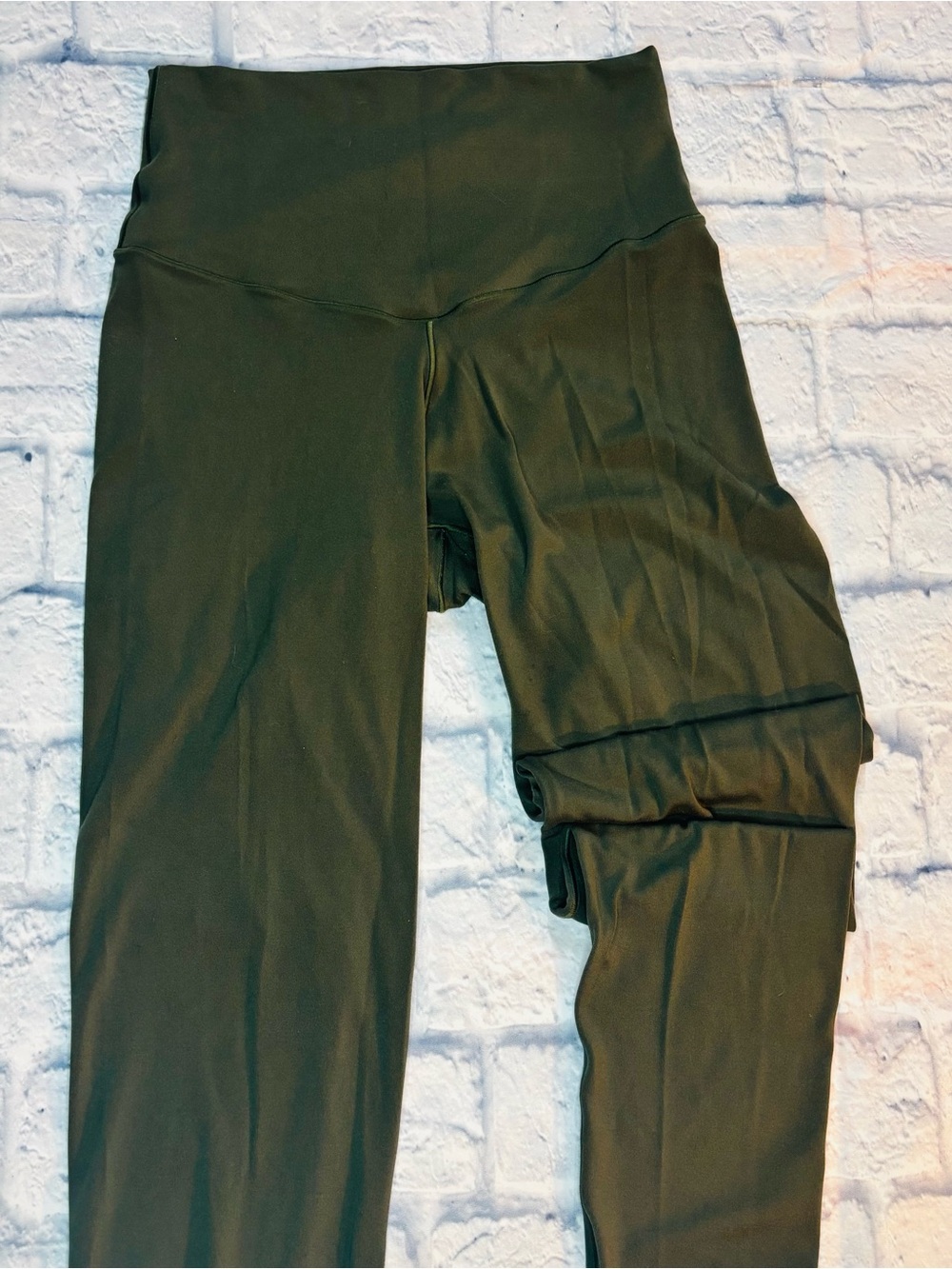 Offline by Aerie Green Leggings size small